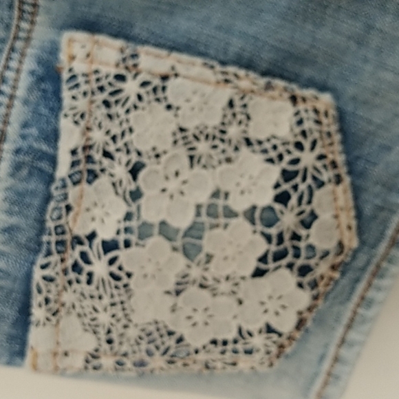 American Eagle Outfitters "Shortie" Denim Lace Shorts sz 00 - Picture 4 of 10